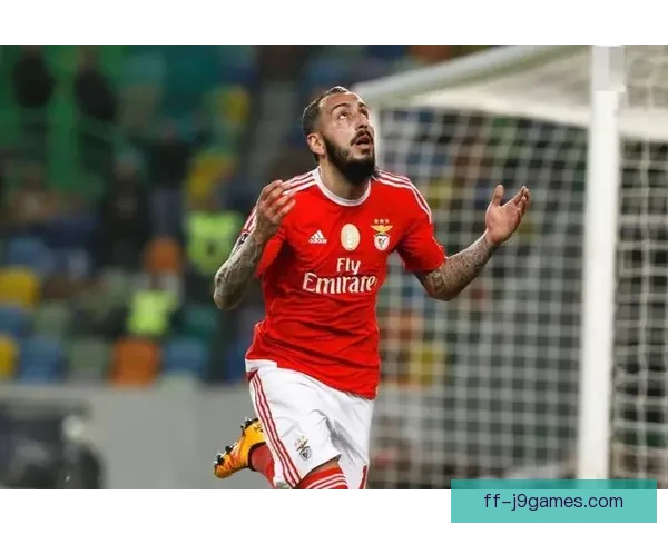 本菲卡主场四球大胜马竞 强势晋级欧冠八强震惊欧洲